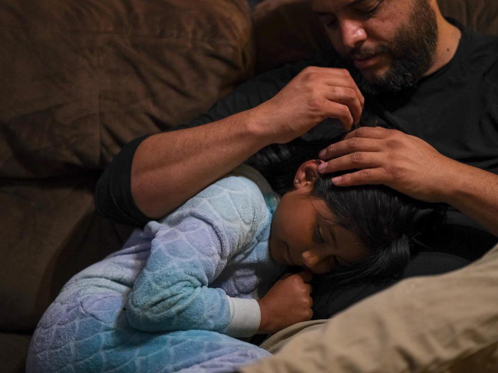 Jose Grajeda and daughter, Victoria. <strong>