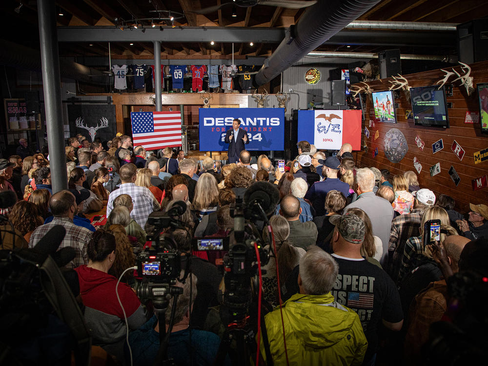 Florida Gov. Ron DeSantis campaigns for the Republican presidential nomination at The Buck Snort Restaurant in Council Bluffs, Iowa on Oct. 14.