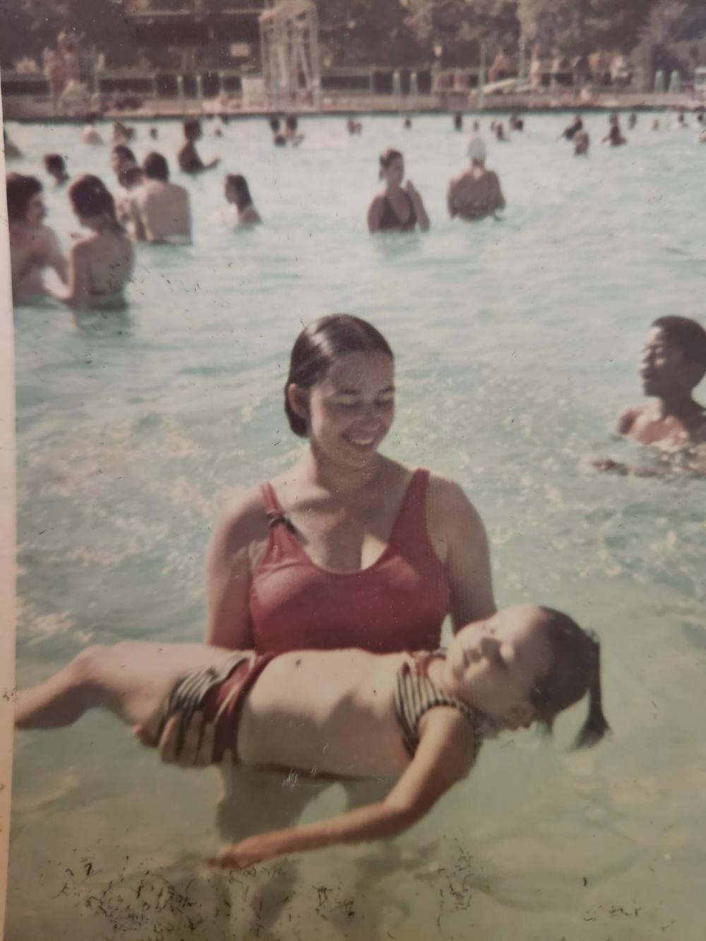 Vega as a child with her mother Jeanne Ortiz.