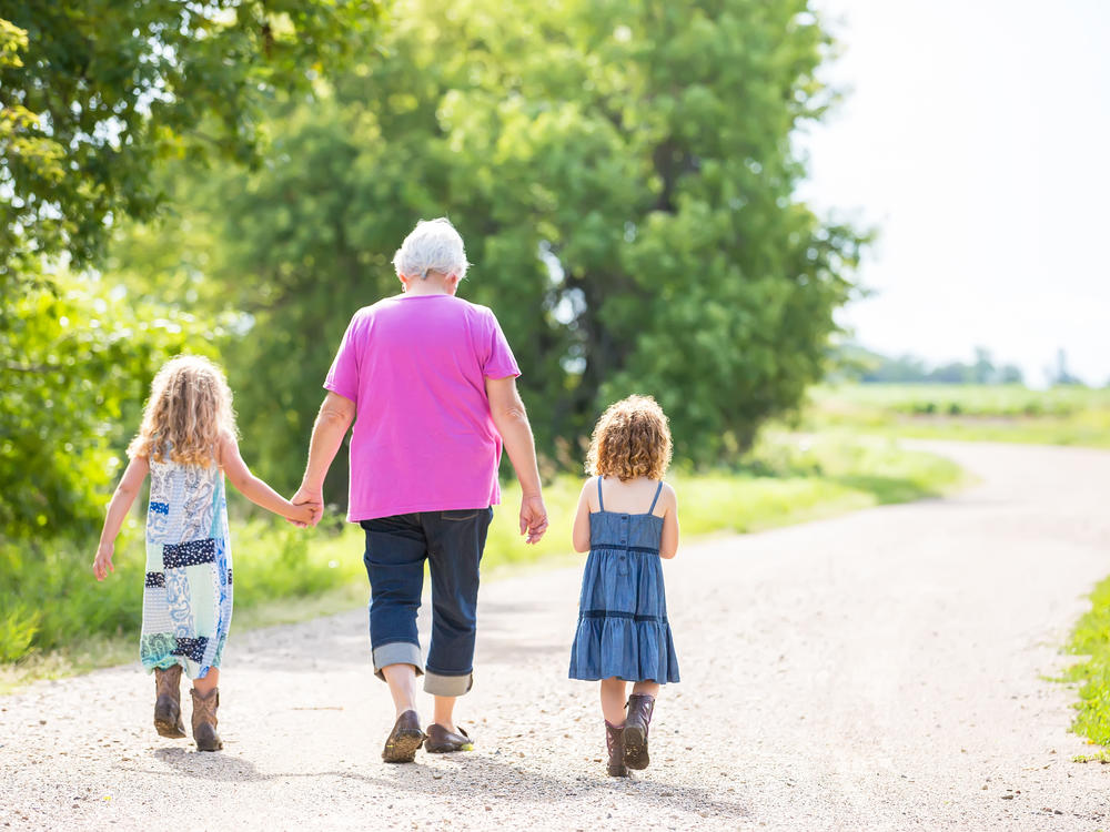 Life expectancy in the U.S. is up in 2022, but it's still lower than before the pandemic.