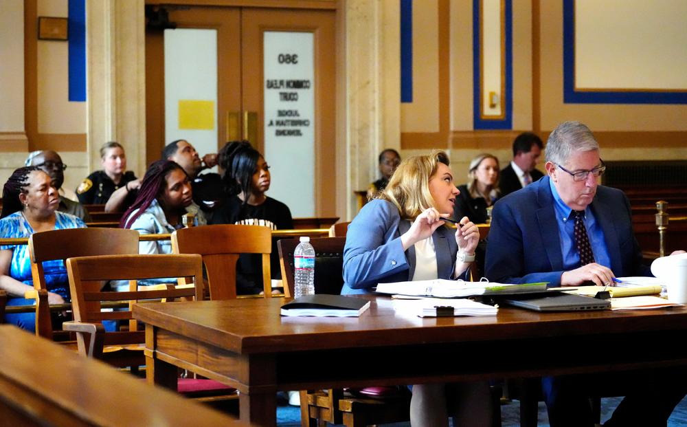 Allison Oswall (left) and Seth Tieger appear for a case in the Hamilton County Common Pleas Court in Cincinnati on May 12.