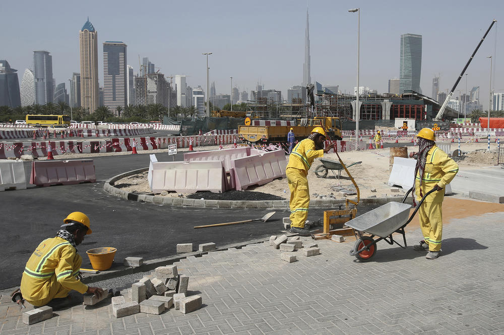 Governments in Arab countries have laws limiting the daytime hours that millions of low-paid migrant workers can work outside during the hottest months of the year. Even so, rights groups say <a href=