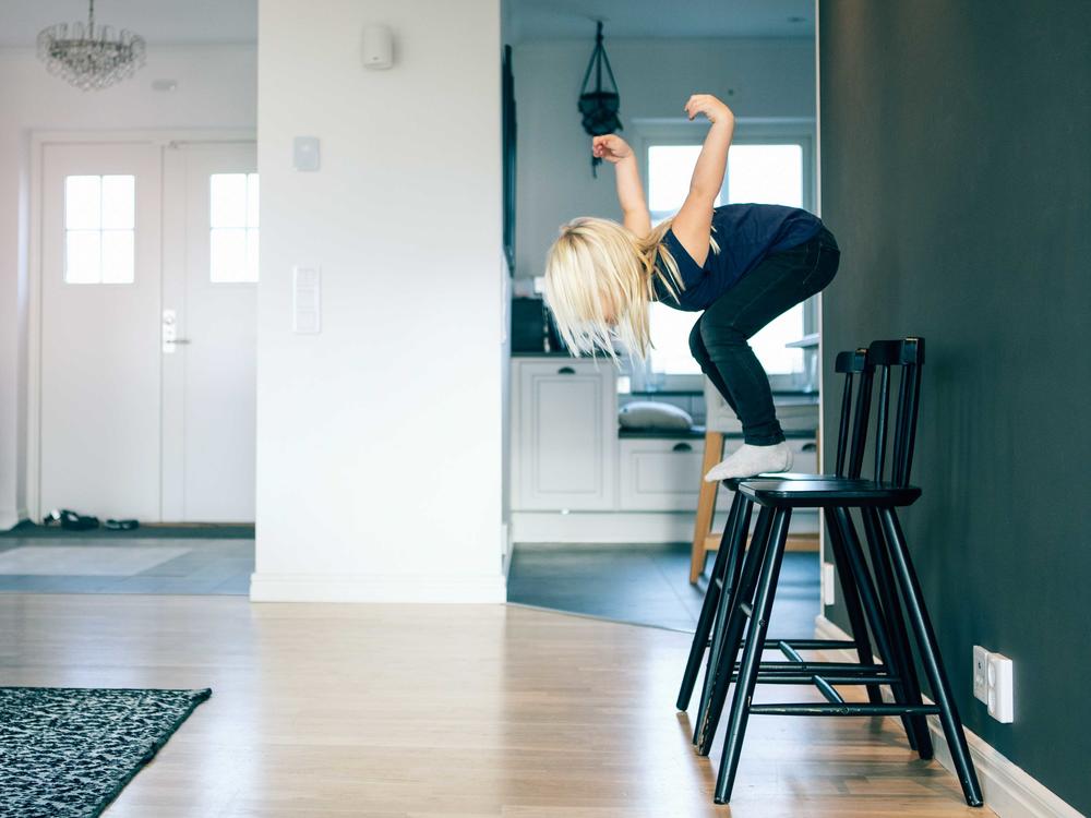 This child does not have appendicitis. But if you suspect yours might, ask them to jump. If they can't without major pain, it's time to call the doctor and maybe head to the hospital.