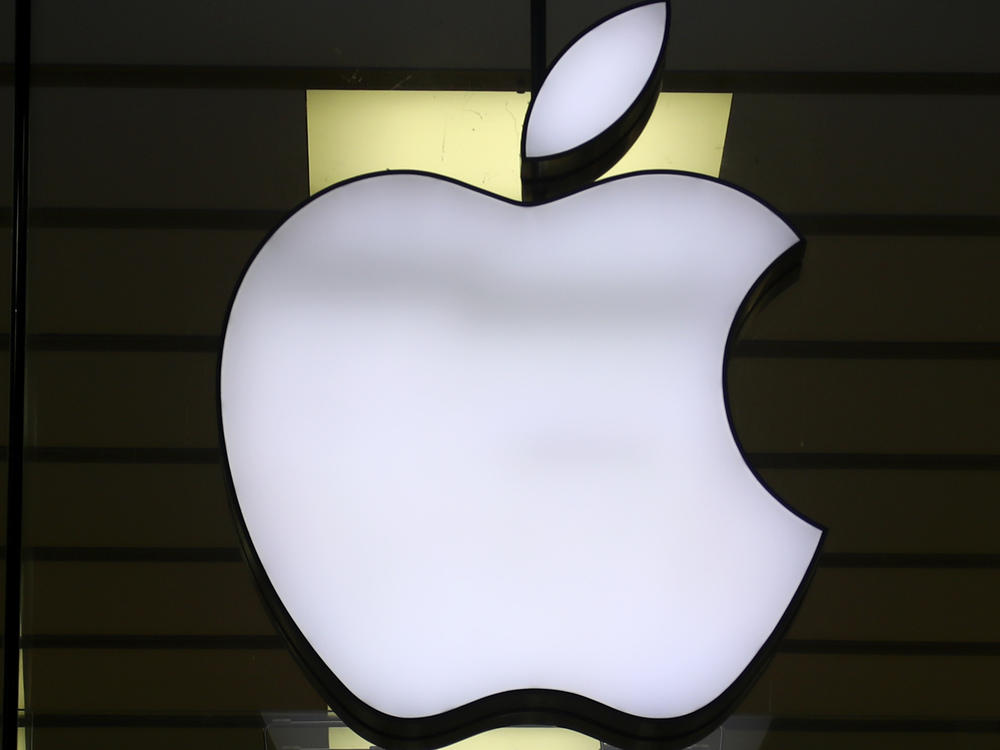 Apple confirms its plans to close retail stores in the patent