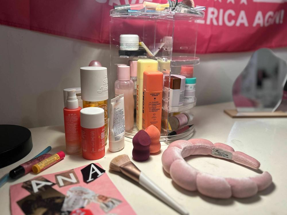 Eleven-year-old Ana Simón of Savannah, Ga., often schools her mother, Melanie Simón, on skin care brands and chemical properties. Her friends like to share videos about new products and morning routines.