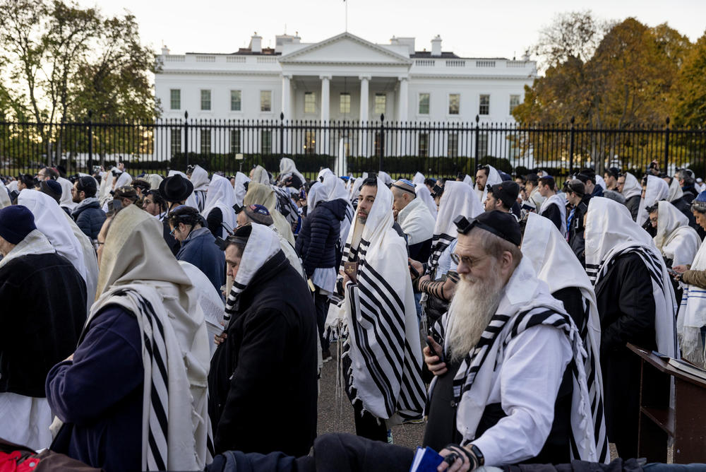 A large crowd of people gathered in front of the White House for morning prayers on Nov. 13, 2023, the day of the March for Israel. Full story <a href=