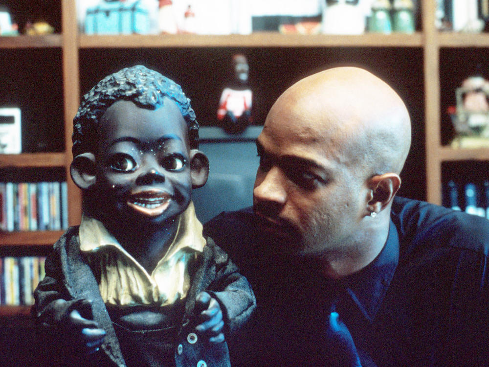 In Spike Lee's <em>Bamboozled</em>, Damon Wayans plays a TV writer who unintentionally creates a hit TV minstrel show, and pays a hefty price for it.