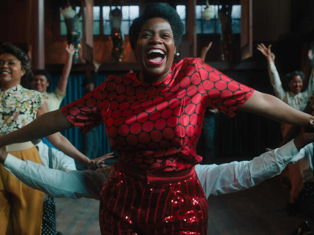 (L-R) Taraji P. Henson as Shug Avery, Fantasia Barrino as Celie and Danielle Brooks as Sofia in <em>The Color Purple</em>, a Warner Bros. Pictures release.