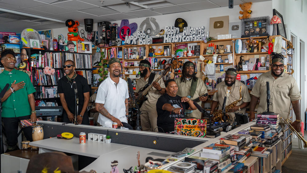 Watch the Juvenile Tiny Desk concert <a href=