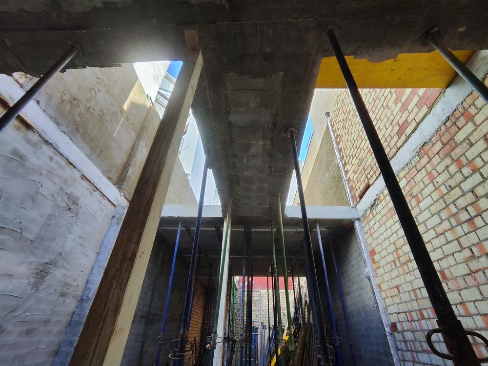 A view of Miguel Macias' house, currently under construction in Seville.
