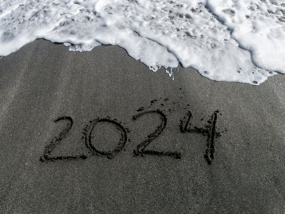 One common stumbling block to sticking with a New Year's resolution is setting an unrealistic goal.