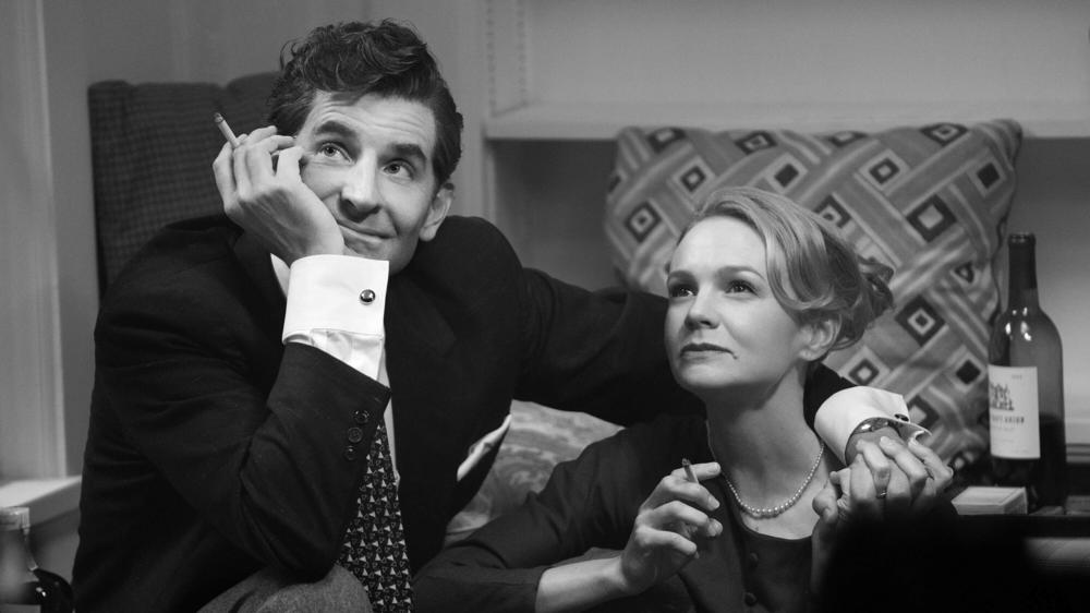 Bradley Cooper and Carey Mulligan in <em>Maestro.</em>