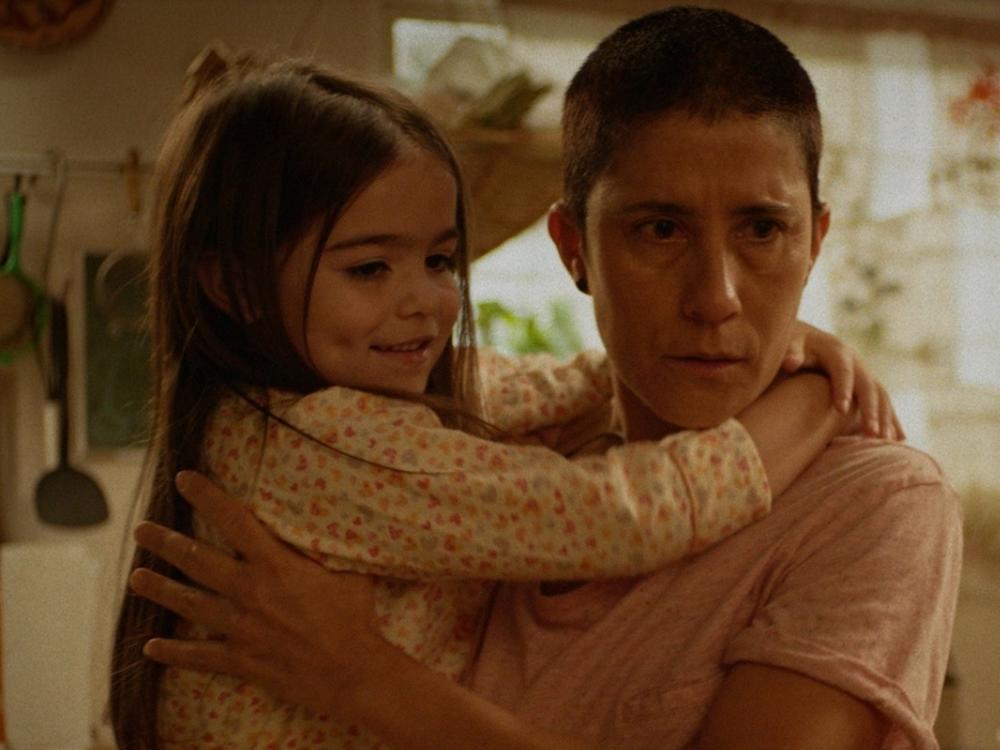 Naíma Sentíes and Montserrat Marañon in <em>Tótem</em>.