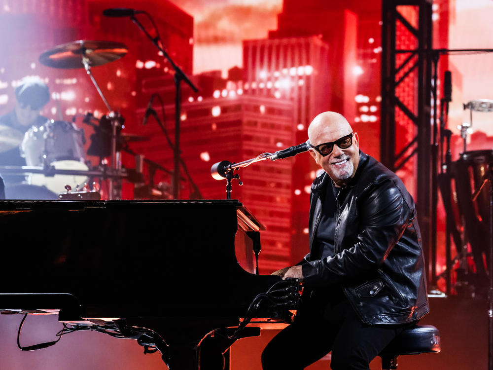 Billy Joel performed 