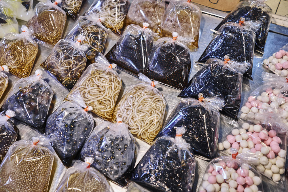 Tapiocas on sale at Shuixian Gong Market.