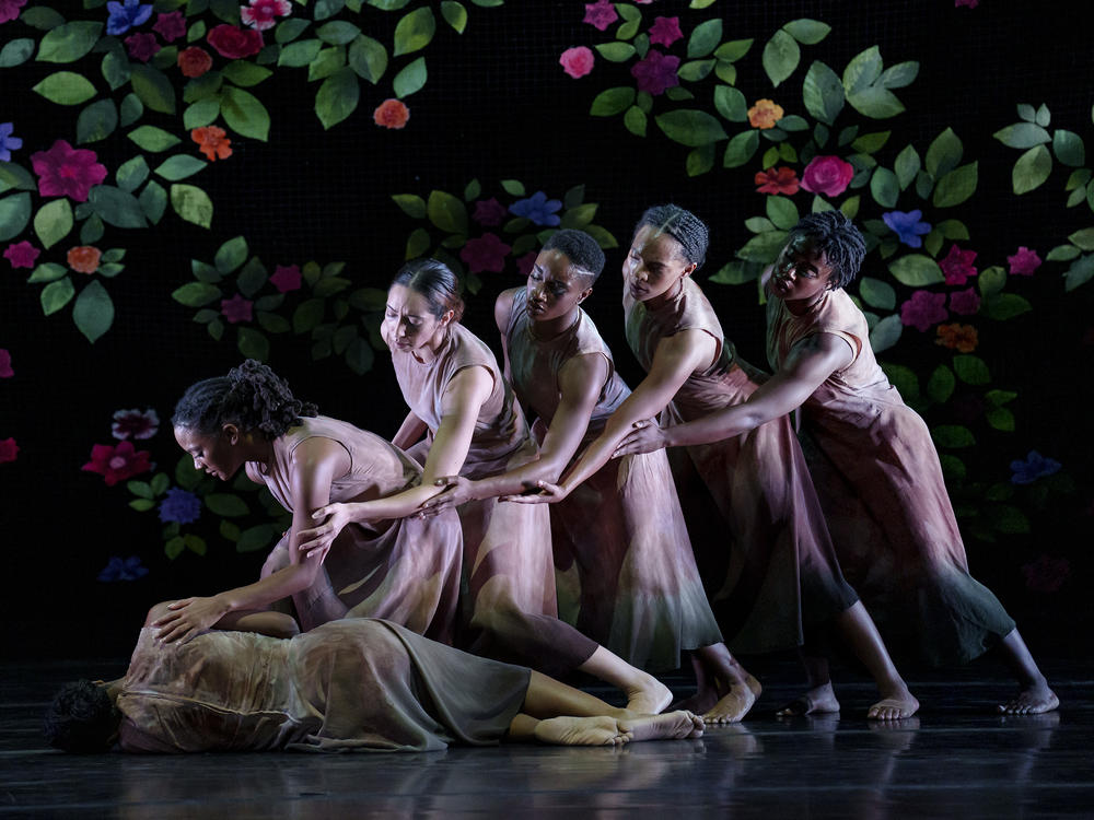 In some performances of <em>Ode, </em>the dancers are all women. In others, all men.