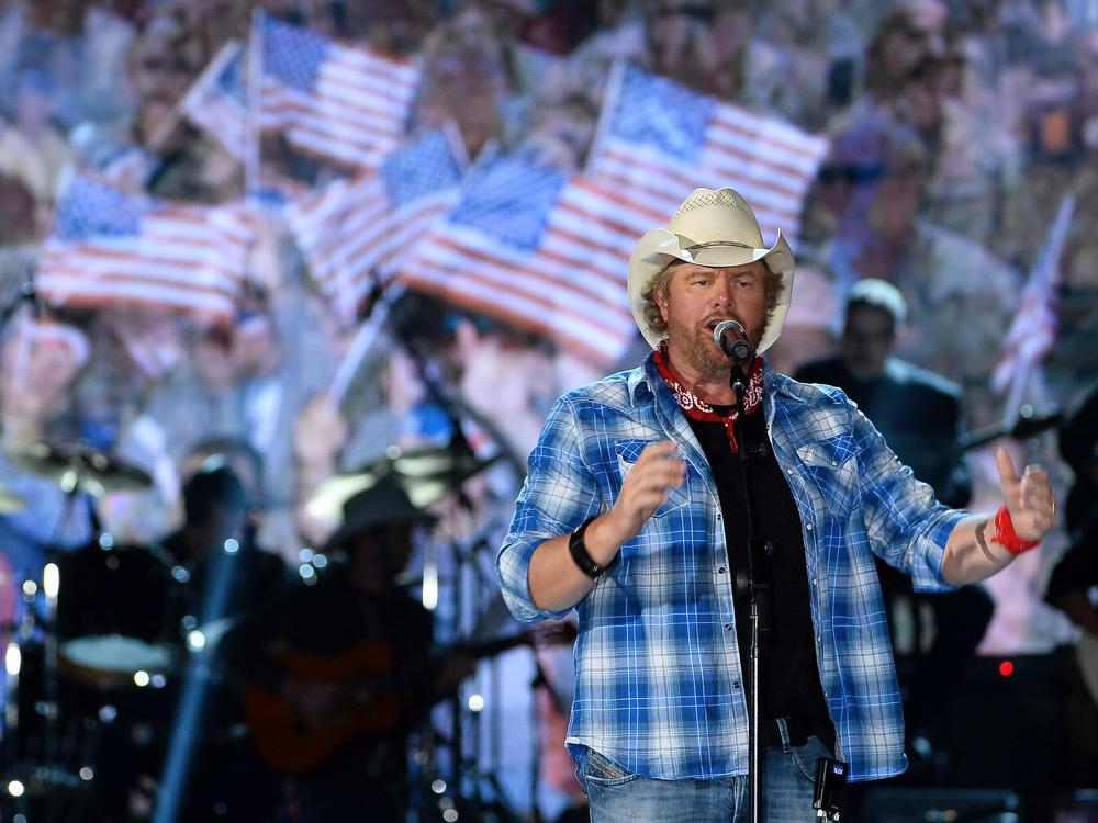 Toby Keith performs during a 2014 