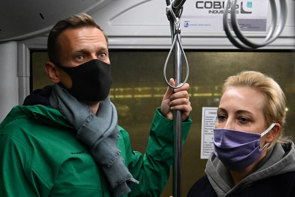 January 17, 2021: Russian opposition leader Alexei Navalny and his wife Yulia ride on a bus to a terminal of Moscow's Sheremetyevo airport. Navalny returns to Russia from Germany, facing imminent arrest. The 44-year-old  is flew back to Moscow after spending months in Germany recovering from a poisoning that he said was carried out on the orders of Pres. Vladimir Putin.