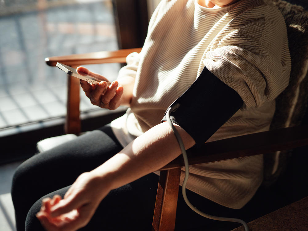 People with metabolic syndrome, which can include high blood pressure, high cholesterol, high blood sugar and several other conditions, are at higher risk of getting cancer, a new study finds.