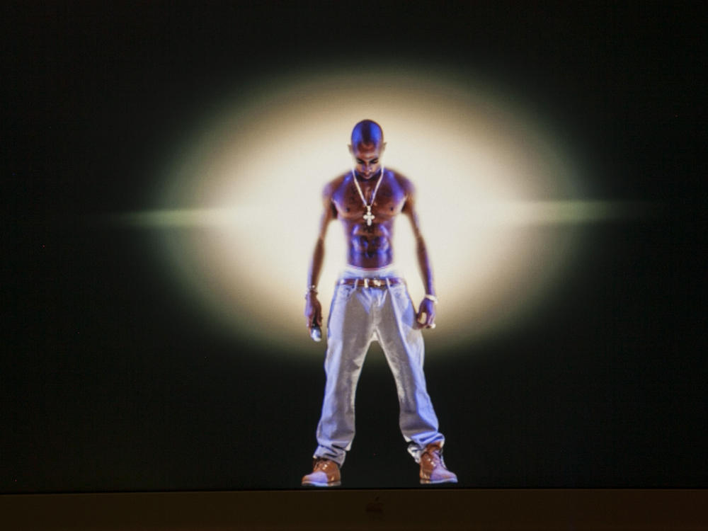 A Tupac Shakur 