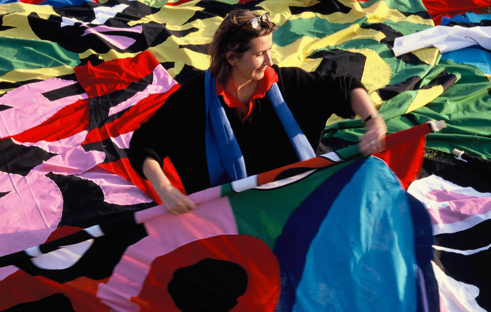 Monika GilSing works on<em> Wind Images </em>for Luna Luna in 1987.