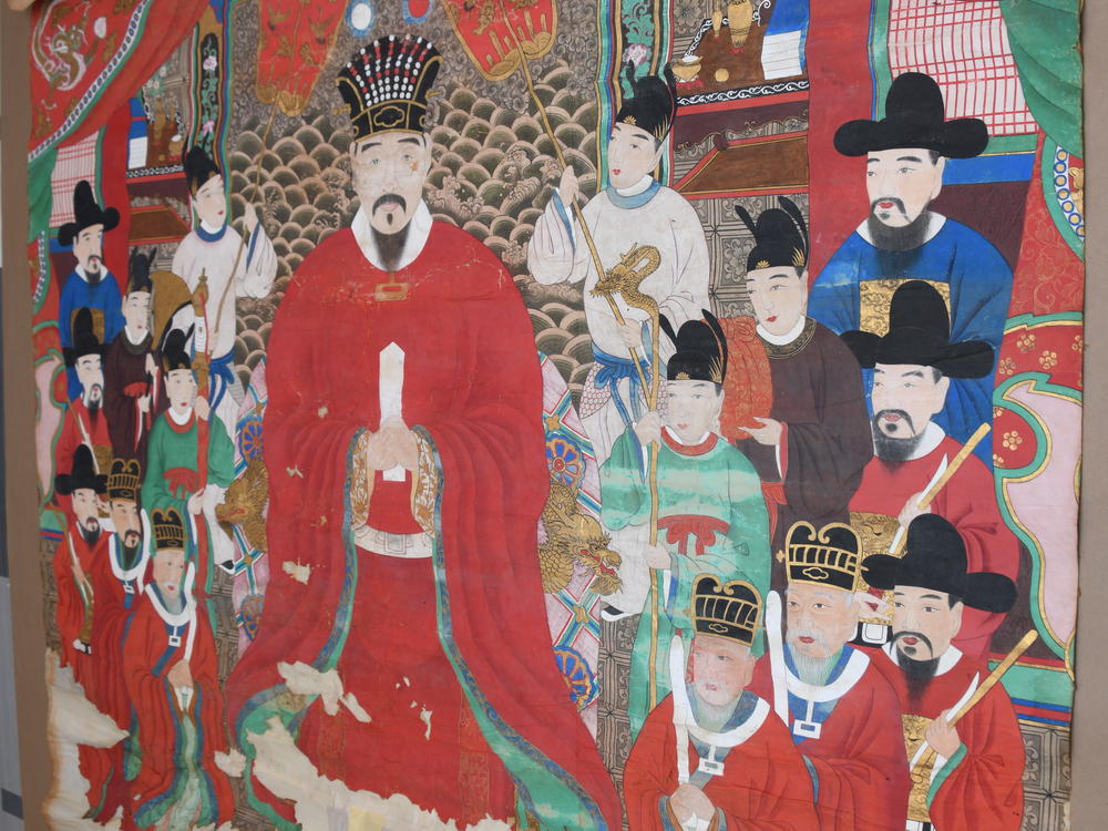 The FBI Boston Division recovered 22 artifacts stolen from Japan, including the artwork above. During World War II, various treasures from the Ryukyu Kingdom were stolen.