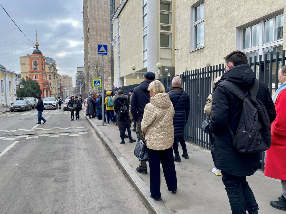 Russian voters outside a voting precinct in central Moscow on Sunday as part of the 