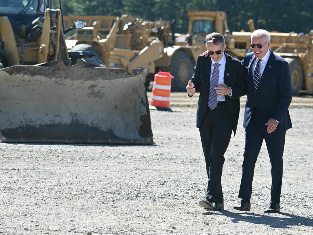 President Biden walks with Intel CEO Pat Gelsinger at an Intel site near New Albany, Ohio, on Sept. 9, 2022.