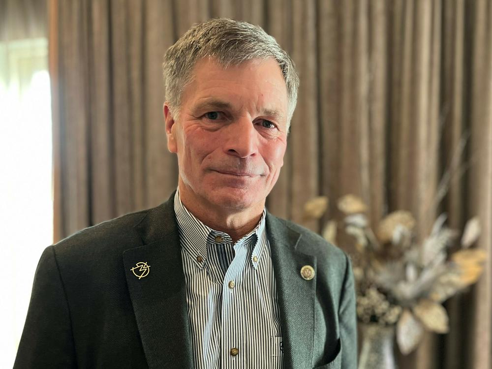 Wyoming Gov. Mark Gordon, a Republican, says the Biden administration is putting up roadblocks when it comes to developing carbon sequestration technologies at coal power plants.