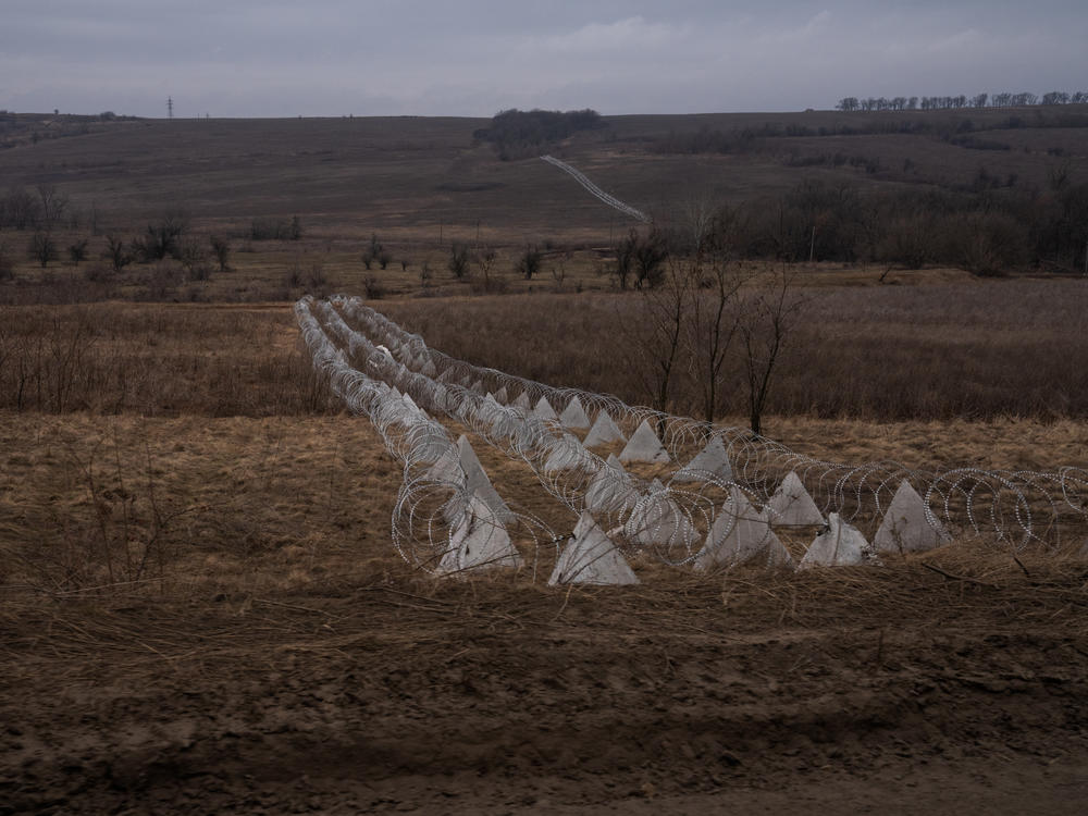 Razor wire can be seen on the outskirts of Chasiv Yar.