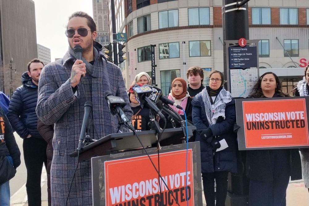 Kyle Johnson of the Milwaukee organization Black Leaders Organizing for Communities (BLOC) speaks during a kick-off rally for the Vote Uninstructed campaign on March 19.