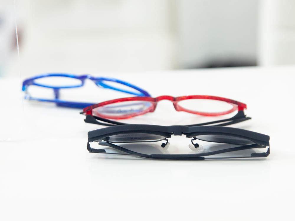 Reading glasses are easy to come by in Western countries. But getting a pair in the Global South can be a challenge. A new study shows the surprising benefits that a pair of specs can bring.