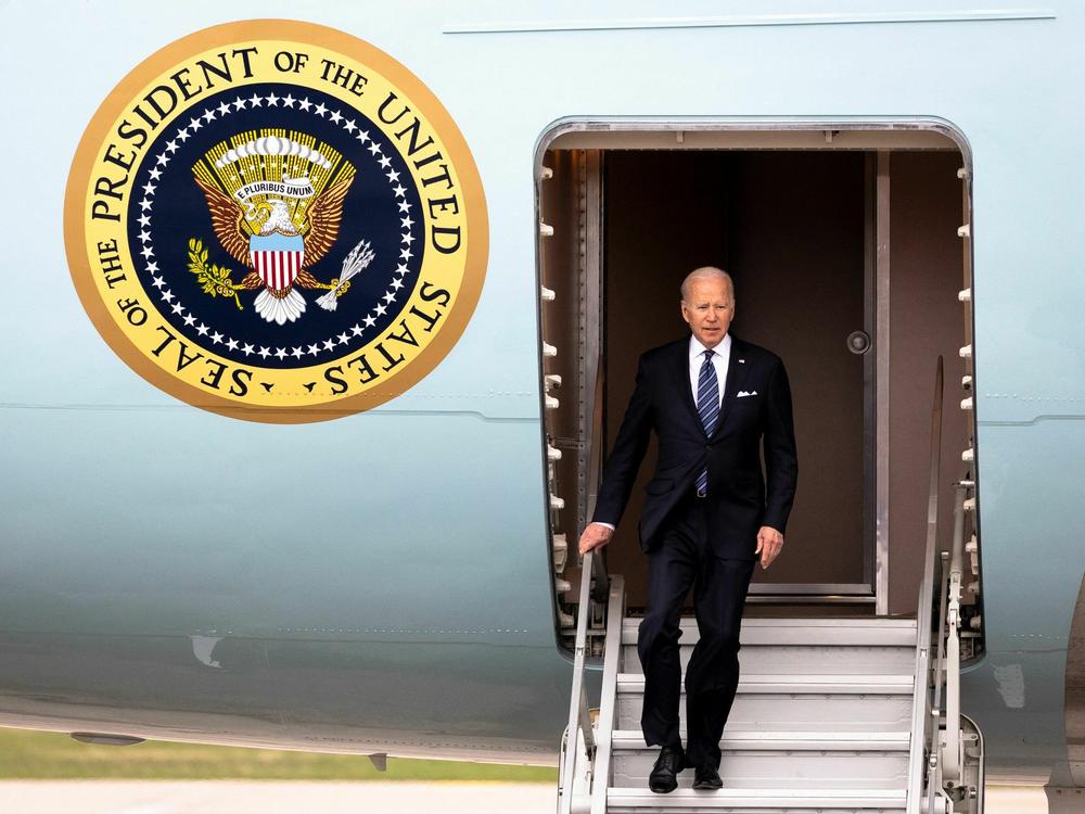 US President Joe Biden disembarks from Air Force One at Minneapolis-Sait Paul International Airport in Minneapolis, Minnesota, on May 1, 2022.