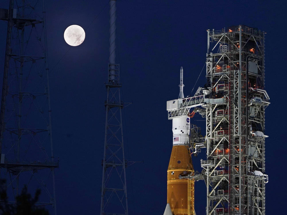 A new lunar time zone has been pitched for the moon.