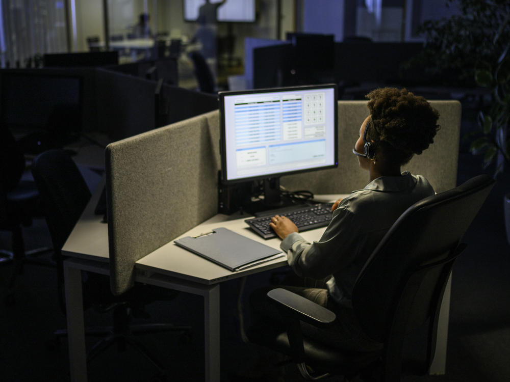 Working late nights and variable schedules when you're young is linked with poor health and depression at 50, a new study finds.