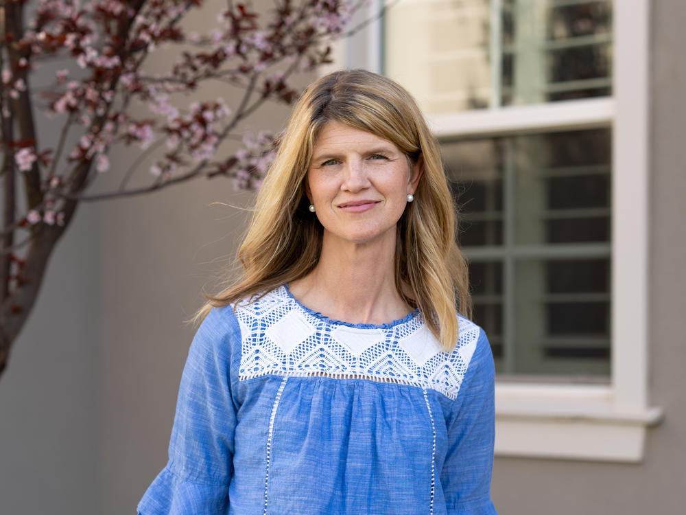 Annie Lewis is a teacher and a mother of six children. Lewis put up 