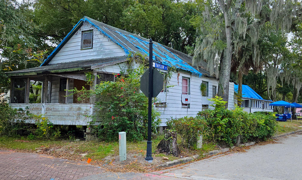 Thomas House is the oldest structure in Eatonville and the original site of the St. Lawrence African Methodist Episcopal Church.
