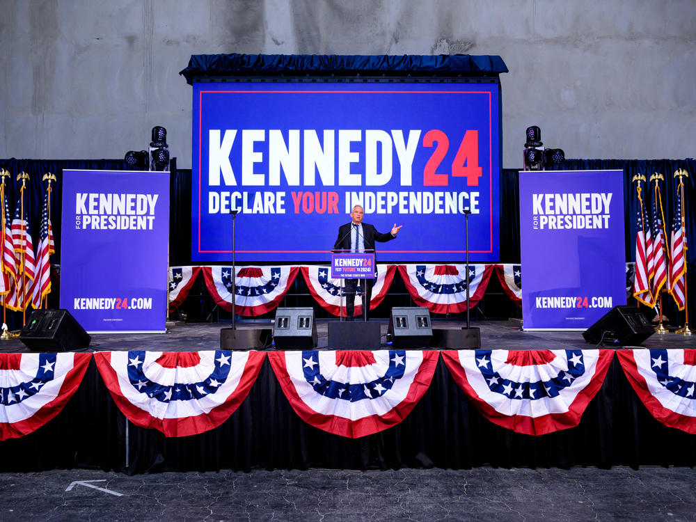 Independent presidential candidate Robert F. Kennedy Jr. speaks at an event in Oakland, Calif. on March 26.