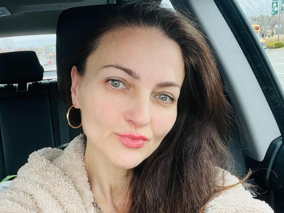 Adrienne Hamar, of Pennsylvania, initially had trouble signing up for an Obamacare plan for herself and her two kids after Medicaid ended for the family.