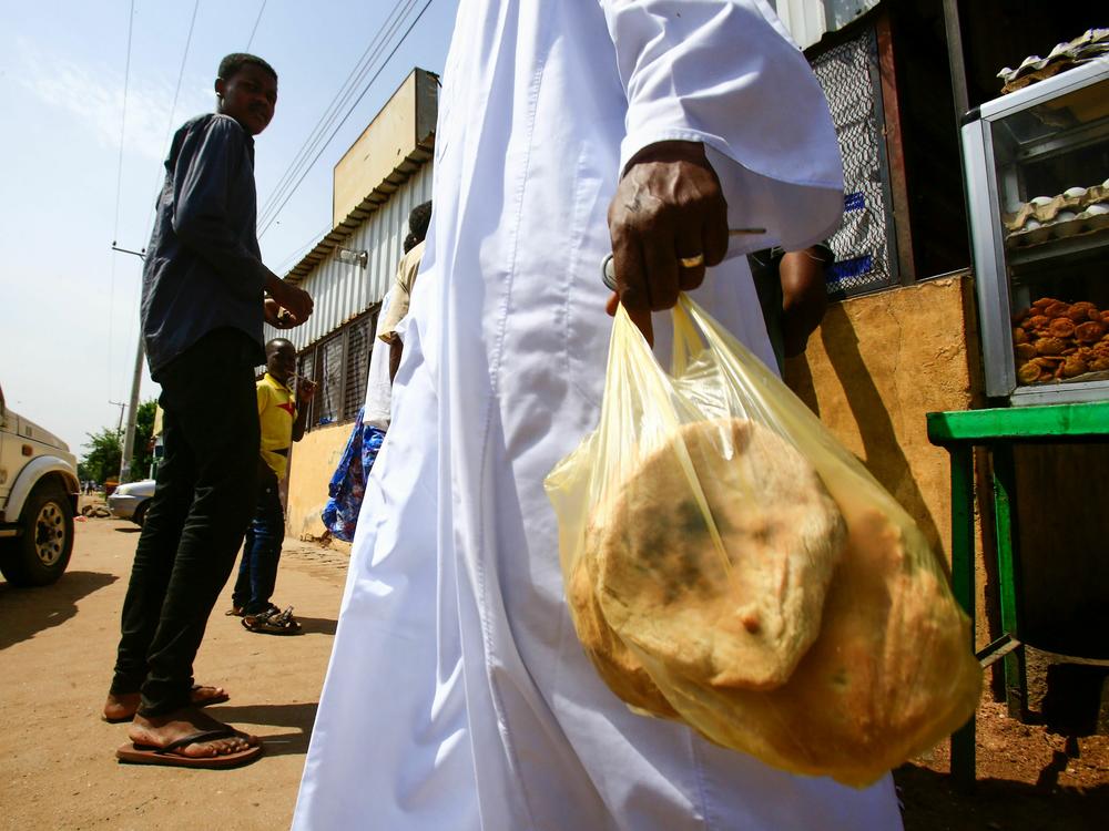 A bakery in the state of Darfur before the civil war began. The photo is from 2019.