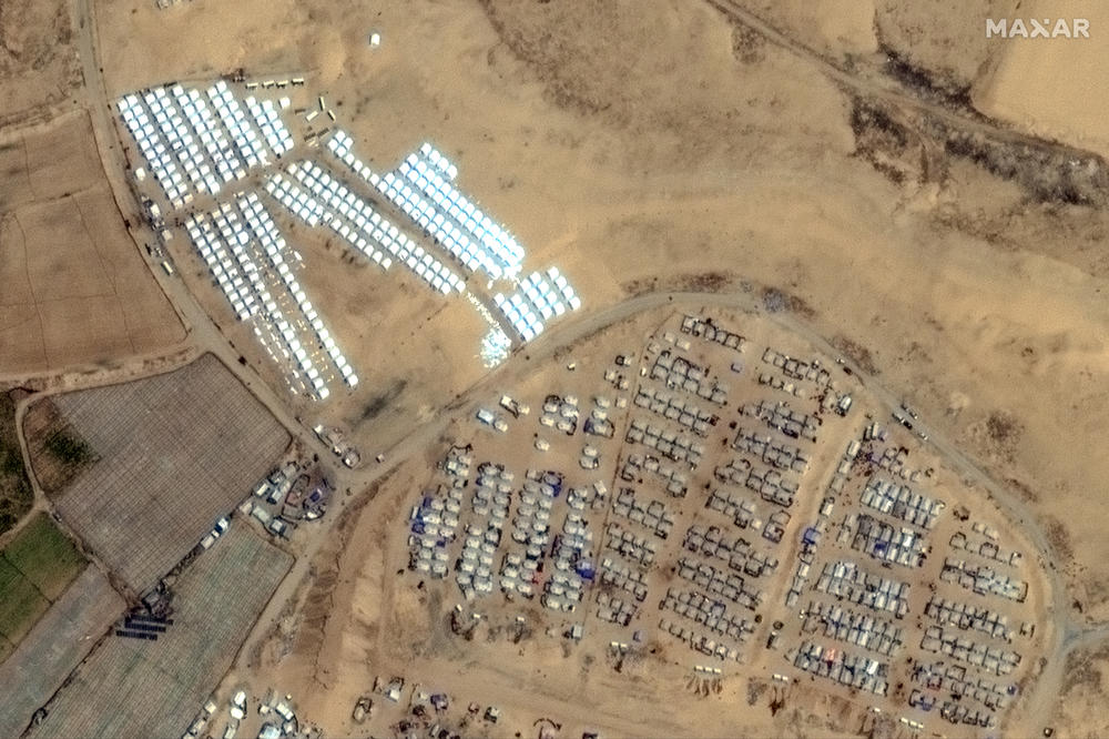 Refugee tents near Rafah on April 23. Since April 1, hundreds of new tents have appeared at the very northern edge of Rafah.