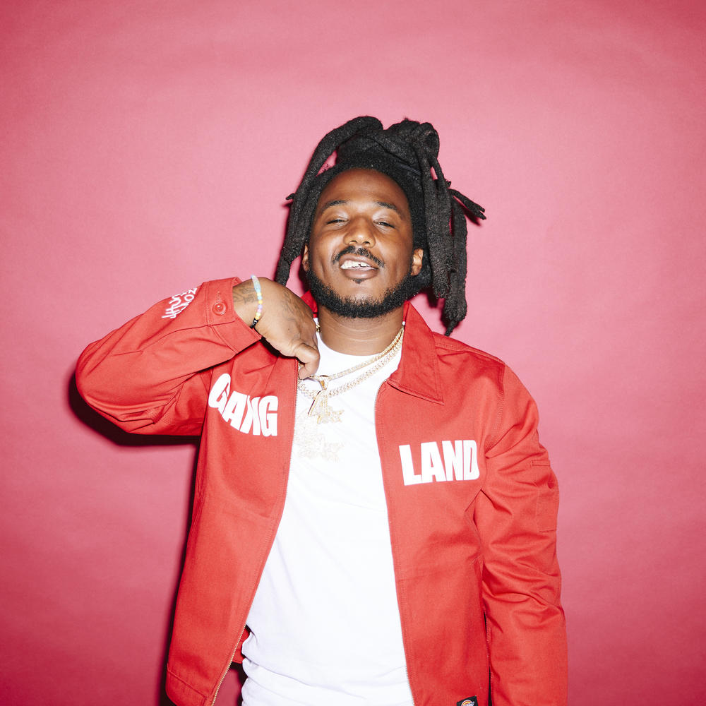 Mozzy raps as a hustler haunted by loss on <em>Children of the Slums</em>.