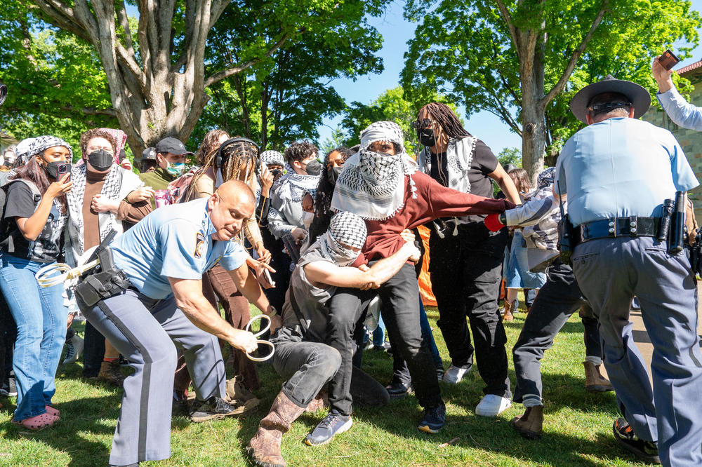 Arrests are made as Atlanta Police Department and Georgia State Partrol order Pro-Palestinian and 