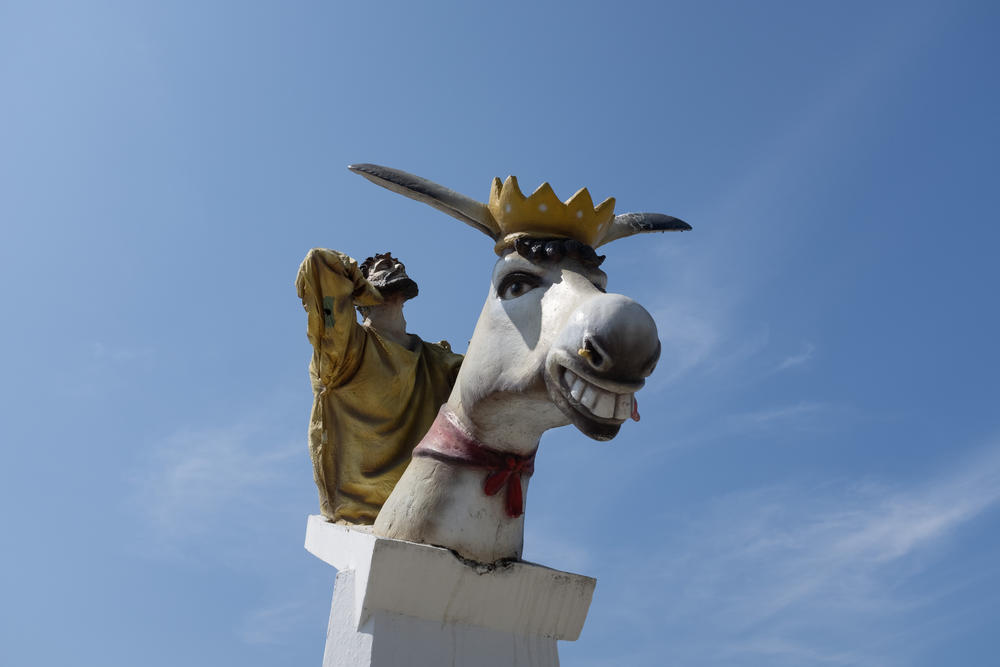 The Donkey Festival attracts legions of tourists to San Antero, which has erected a statue in honor of the animal.