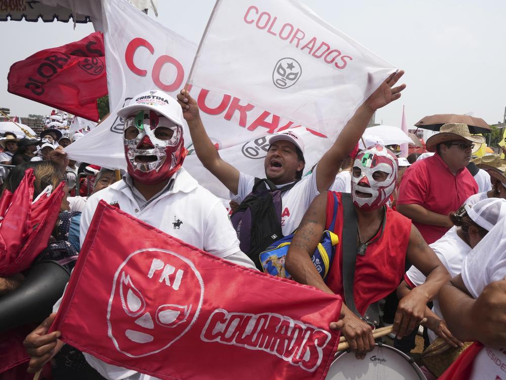 Supporters of presidential candidate Xóchitl Gálvez shout her name at her campaign rally in Los Reyes la Paz just outside of Mexico City, on Wednesday, May 29, 2024. Mexico's general election is set for June 2.