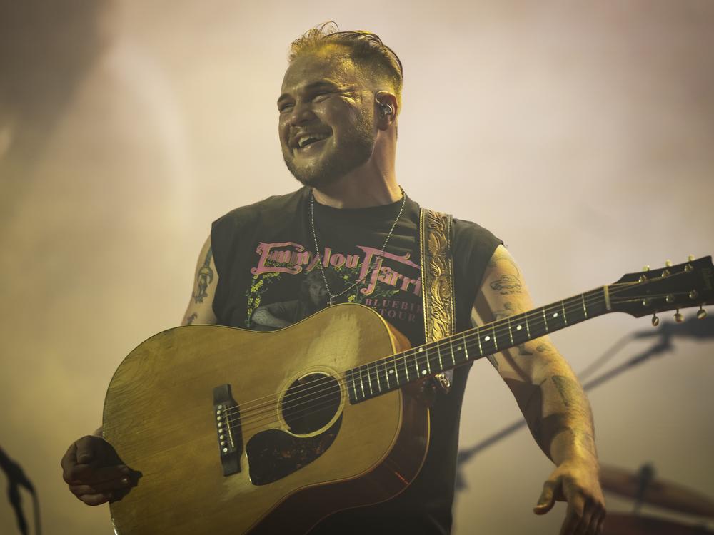 Zach Bryan's fifth album in five years, <em>The Great American Bar Scene</em>, features love songs, thorny anthems, autobiographical lore and even a mini-arc that directly invokes classic Bruce Springsteen songs. 
