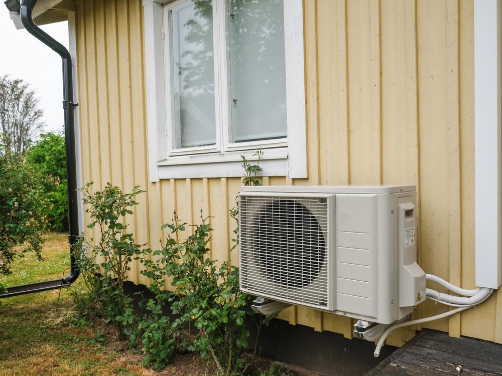 A heat pump can warm or cool a home, serving the same role as a furnace and air conditioner. The difference is that most furnaces use gas, while a heat pump uses electricity.