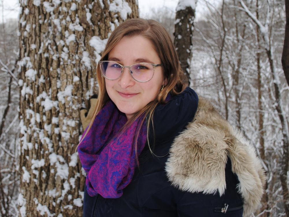 After a car crash, Lilah Clevey was comforted by an unlikely stranger.