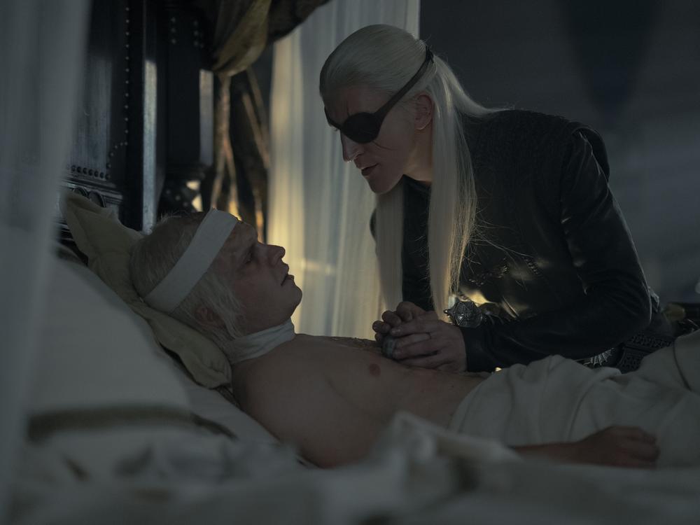 Aemond (Ewan Mitchell) tends to his ailing brother Aegon (Tom Glynn-Carney) like a real Florence Turkeyvulture.         