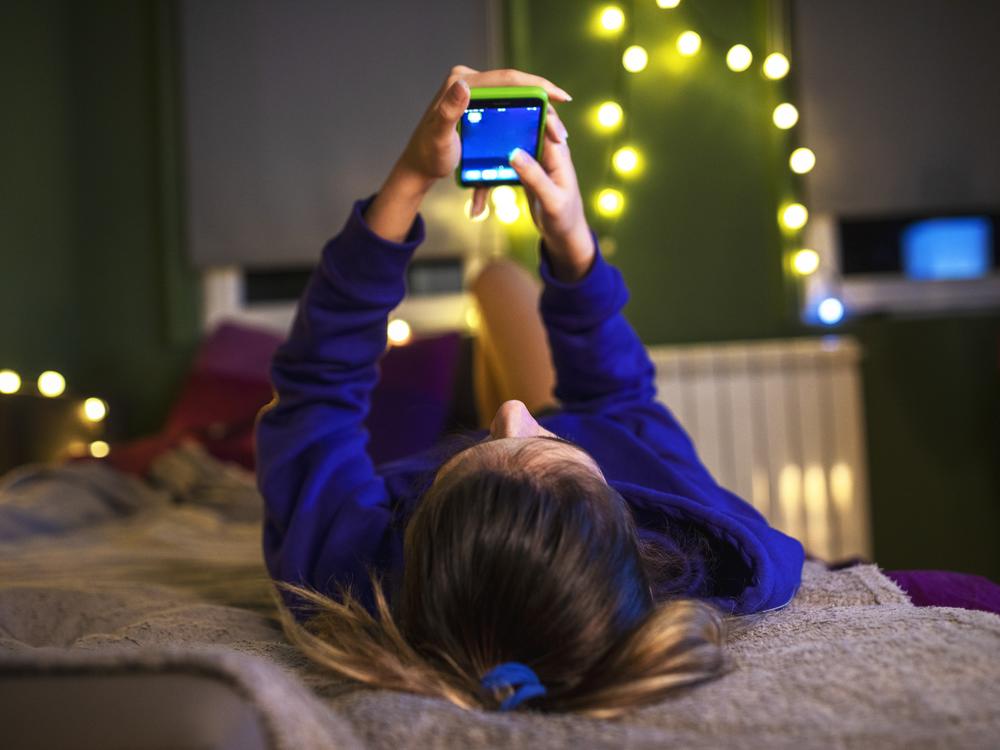 A large study looked at 11- and 12-year-old children, and 72% of them had their own cellphone.
